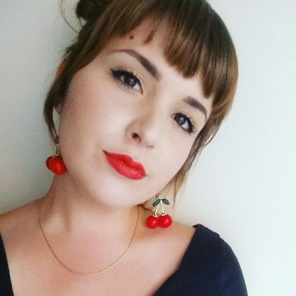 Meet your Posher, Samantha